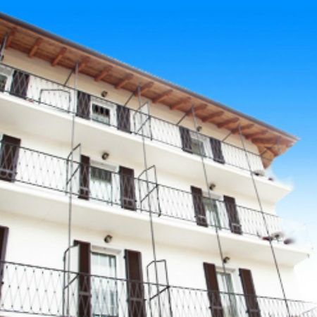 Guesthouse Giulietta E Romeo Cossogno Экстерьер фото